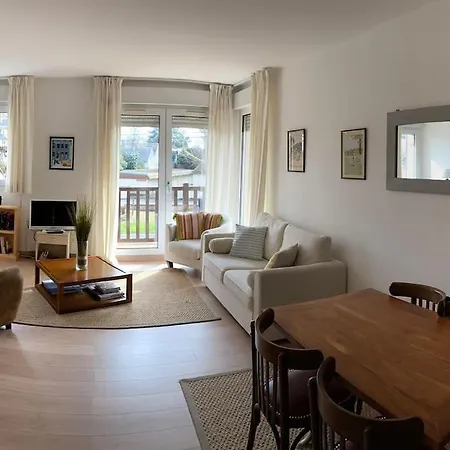 En Bord De Apartment