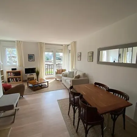 Apartment En Bord De