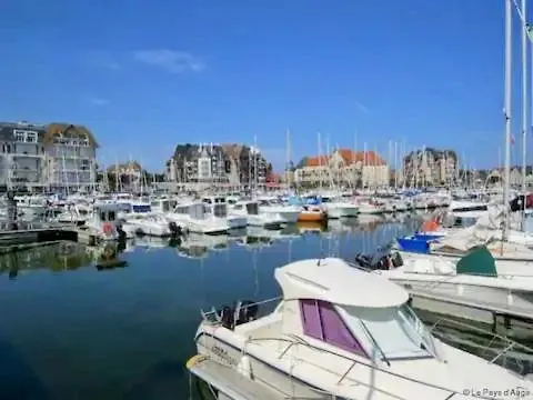 Apartment En Bord De Cabourg