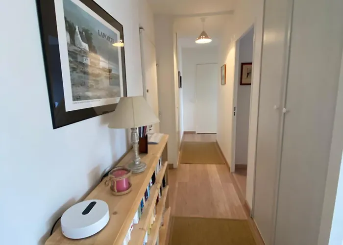 En Bord De Apartment